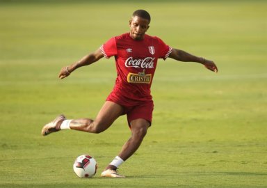 Farfán vuelve a la selección peruana para los partidos con Bolivia y Ecuador