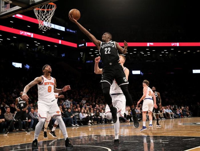 Nets pierden ante Knicks en el clásico neoyorquino