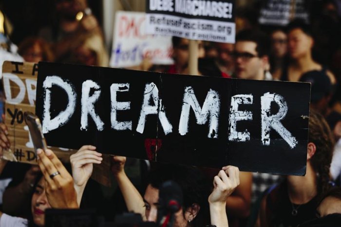 La llegada de renovaciones de DACA da esperanzas renovadas a los "soñadores"