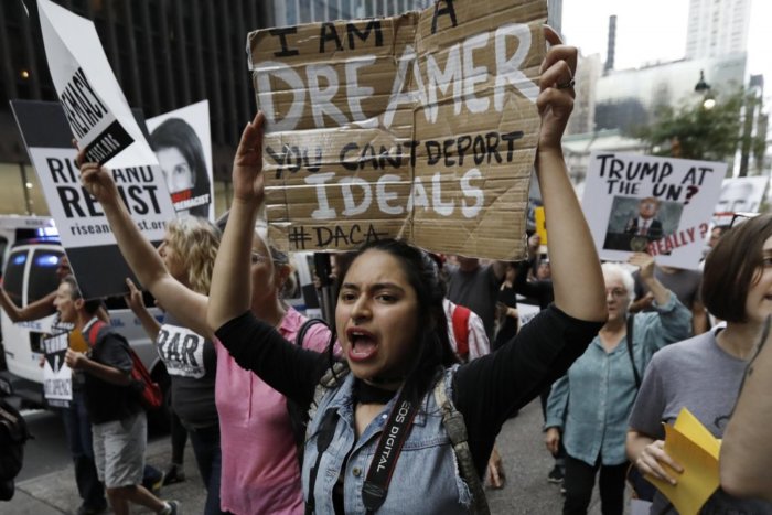 Triunfan los 'Soñadores' ... Un juez federal mantiene vigente el programa DACA