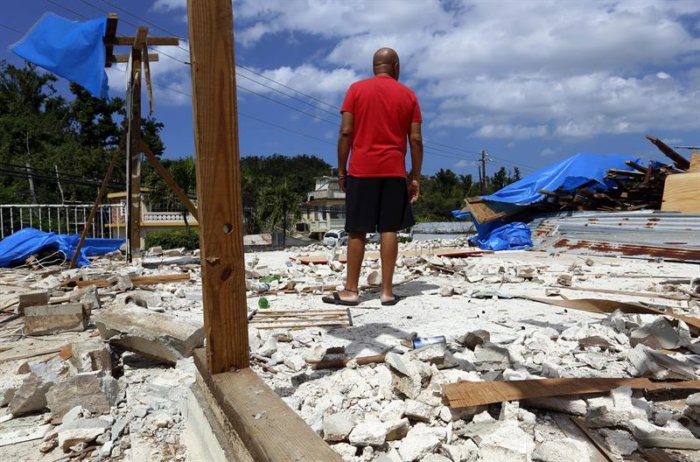 Puerto Rico recibirá 426 millones para limpieza de escombros, salud y otros sectores