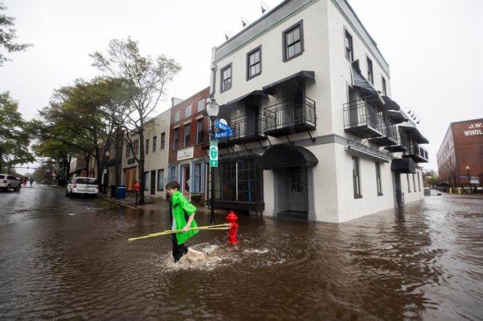 Huracán Florence ocasiona tres muertes en Carolina del Norte (Fotos)