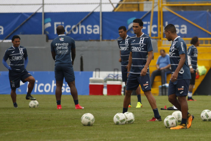 Selección de Honduras llama a sus legionarios de EEUU, México y España