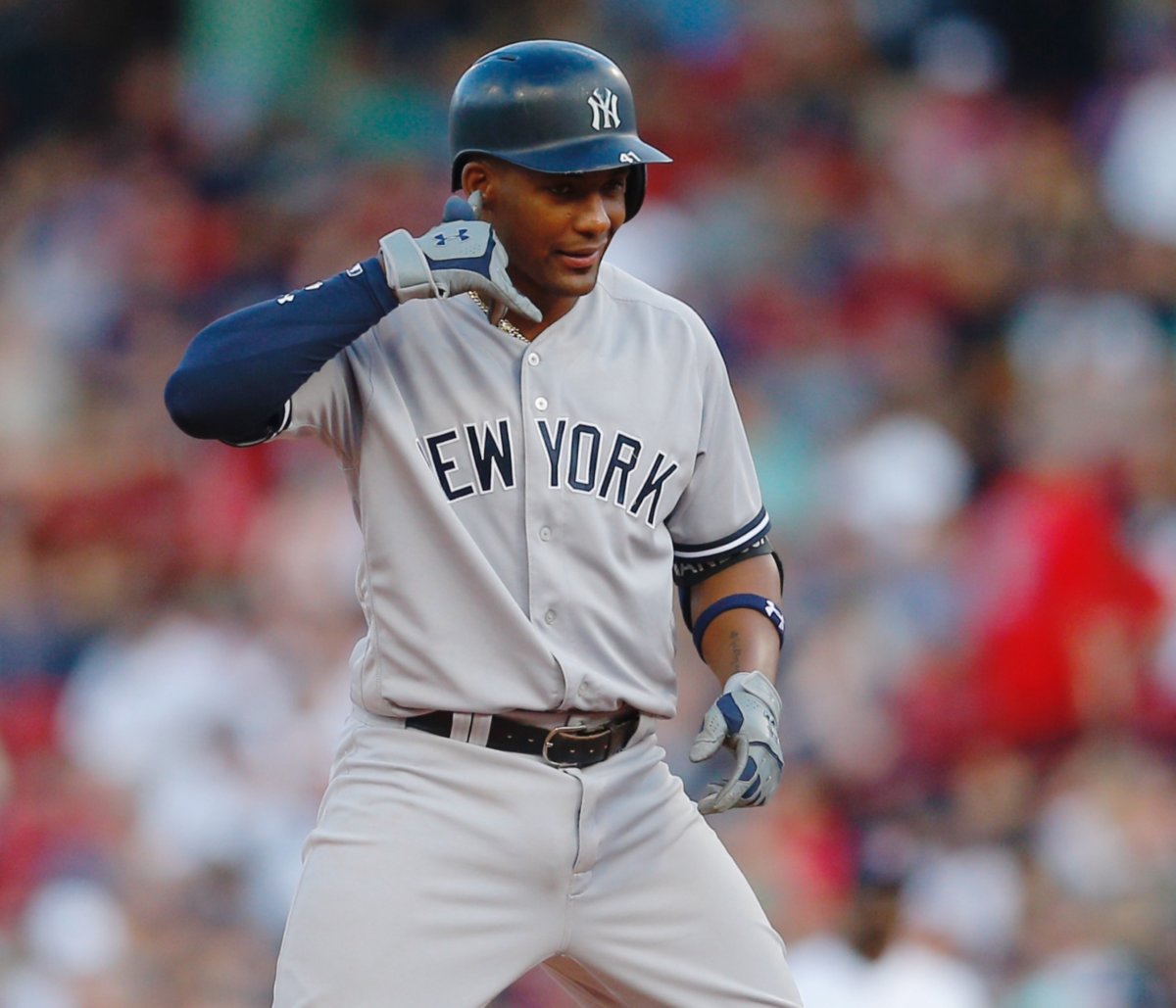 Los New York Yankees buscan que Andújar mejore su defensiva