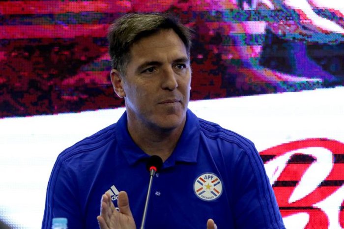 DT Berizzo busca un Paraguay "agresivo" en las pruebas ante Perú y México