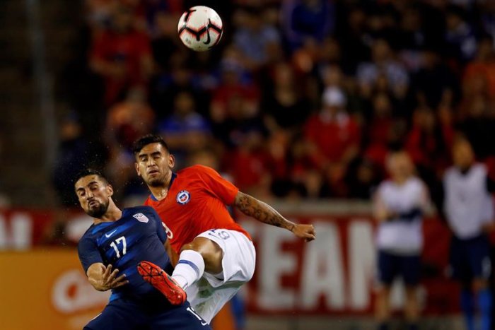 Estados Unidos firma empate con Chile en amistoso en Houston