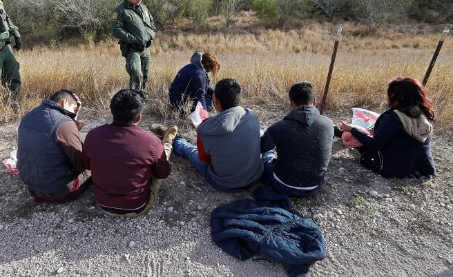 Desalojan a grupo de milicianos que detenía migrantes en la frontera sur