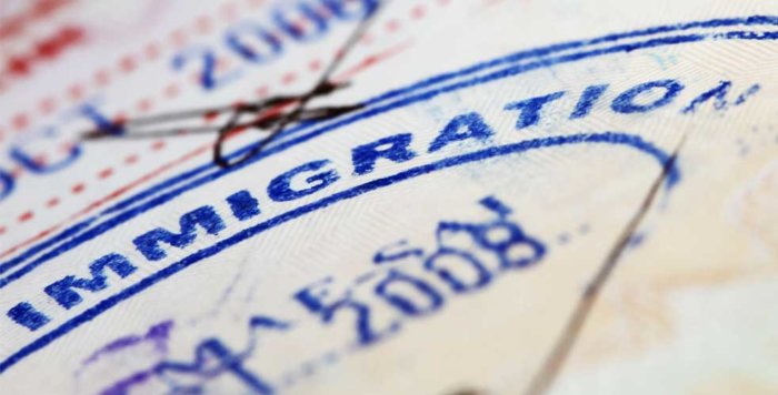 Universidad de Hofstra se une a CARECEN para ofrecer programa de inglés para inmigrantes