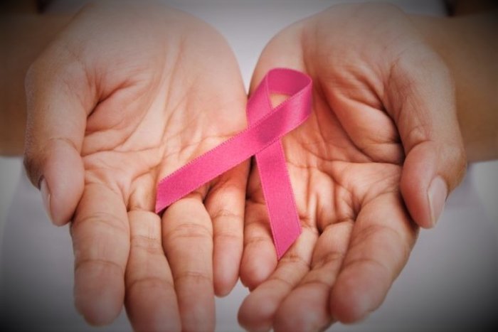 Programa del Cáncer del Seno Adelphi urge a hacerse la mamografía