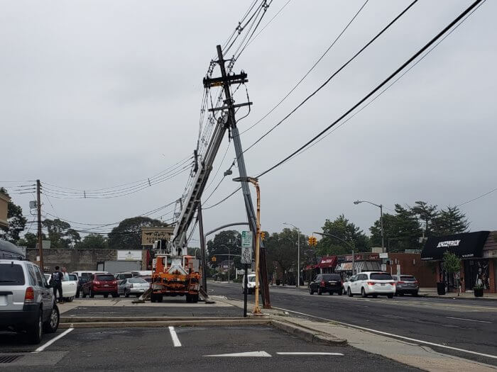 300 mil personas sin energía eléctrica tras el golpe de 'Isaías' en Long Island (Fotos)