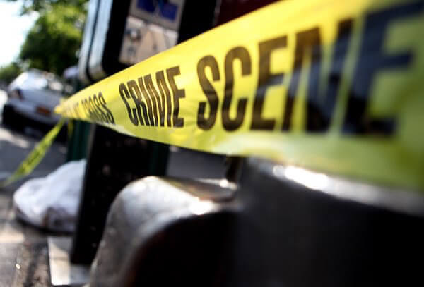 Policía investiga muerte de dos hombres en Queens, entre ellos un hispano