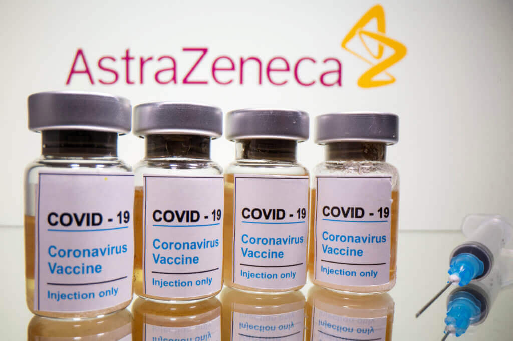 EXPLICACIÓN: ¿Cuándo y cómo estarán disponibles las vacunas COVID-19?