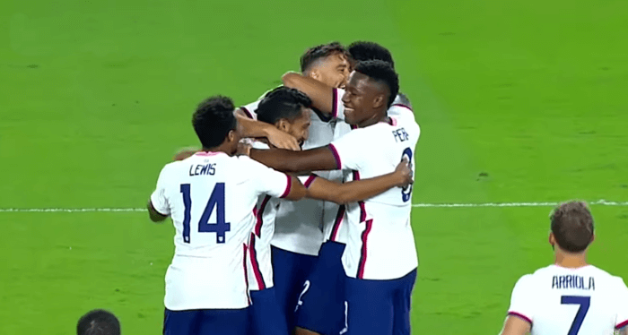 Tormenta de goles: EEUU 7 - Trinidad y Tobago 0