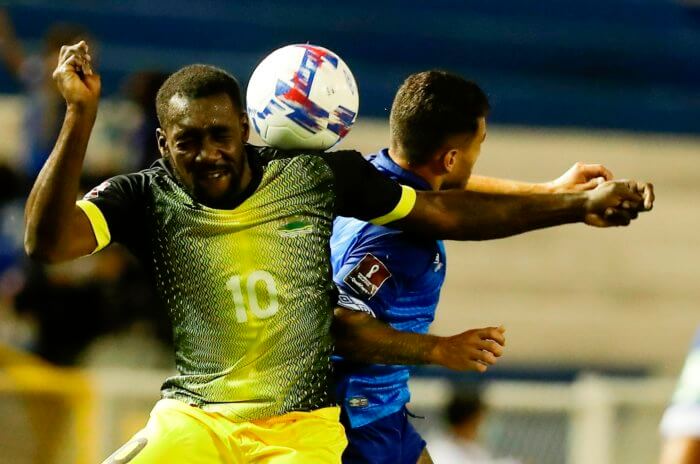 3-0. El Salvador derrota a Antigua y Barbuda y peleará pase a octogonal final
