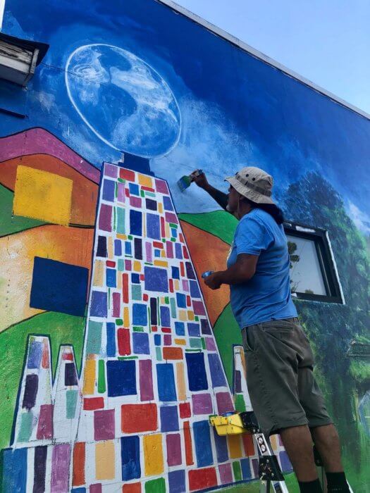 Mural en Patchogue honra a la comunidad ecuatoriana