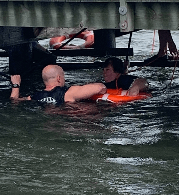 Policías de Suffolk rescatan a 3 kayakistas de las aguas de Captree State Park