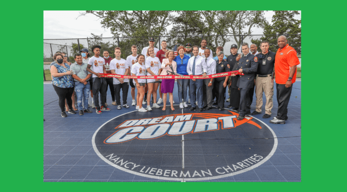 Inauguran cancha de baloncesto en Inwood donado por la leyenda Nancy Lieberman