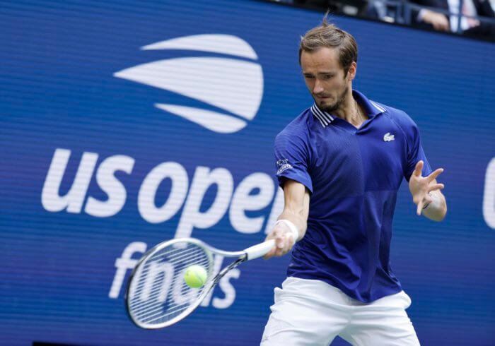 Medvedev derrota a Djokovic y conquista el US Open en Nueva York