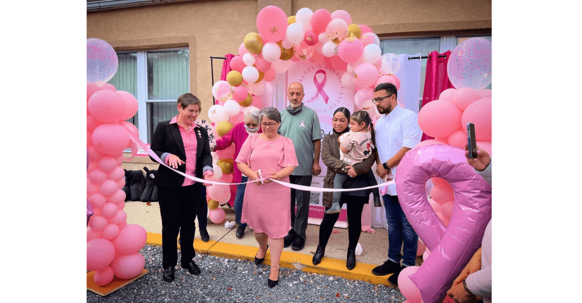 Lanzan nueva fundación de ayuda contra el cáncer de seno en Long Island