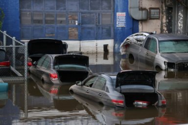 Gobernadora Hochul extiende un mes más las ayudas por huracán Ida para neoyorquinos indocumentados