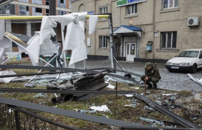 Rusia bombardea a Ucrania y Wall Street abre con caídas del 2 %
