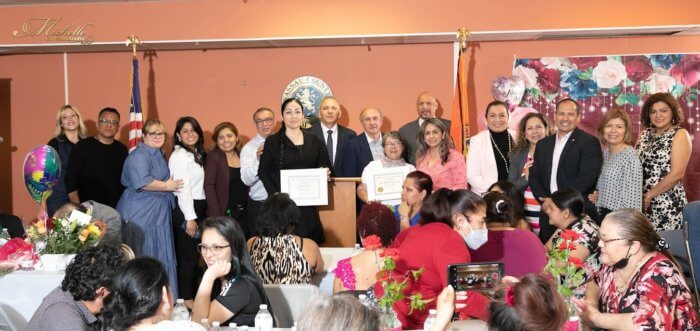 Oficina de Asuntos Hispanos de Nassau celebró el Día de la Madre a lo grande