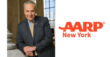 Schumer se une a miles de socios de AARP New York para destacar la reducción en el costo de medicamentos recetados