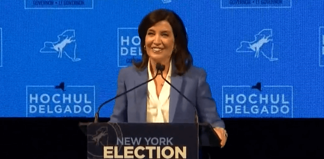 Demócrata Kathy Hochul gana elecciones y continuará como gobernadora de Nueva York