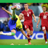 Favorito Brasil blanquea a Serbia con doblete de Richarlison