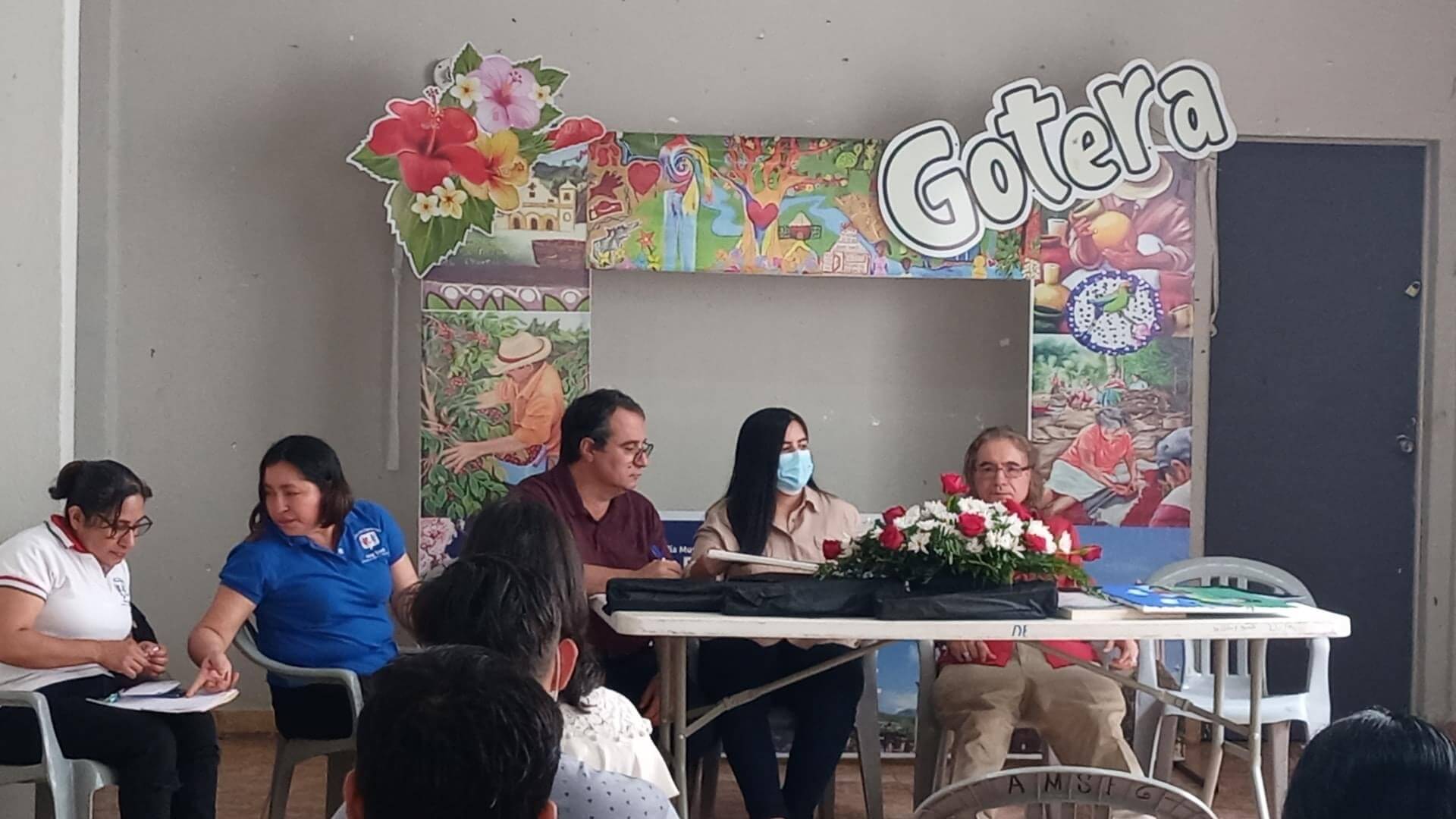 Exitosa clausura de concurso de pintura y poesía en Morazán