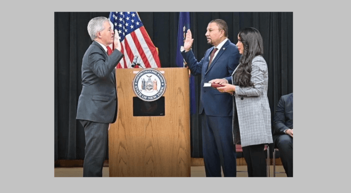 Phil Ramos juramenta como Vicepresidente de la Asamblea estatal de Nueva York