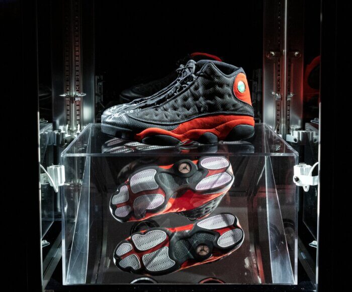 Par de zapatillas usadas por Michael Jordan marcan una Subasta récord